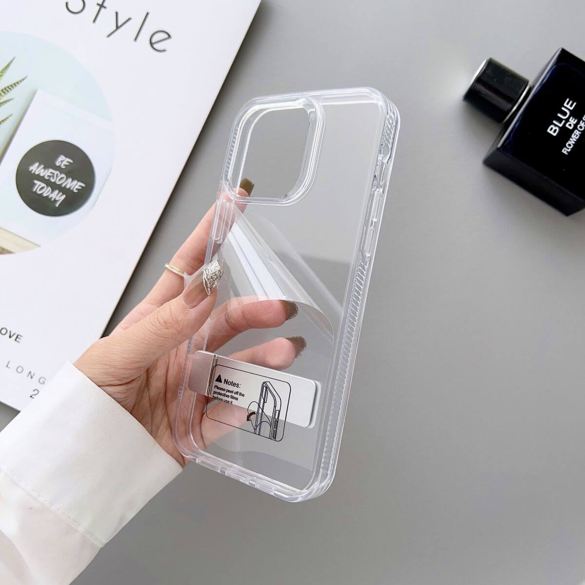 iPhone 12/12 Pro Stand Case Crystal Clear | Hugmie